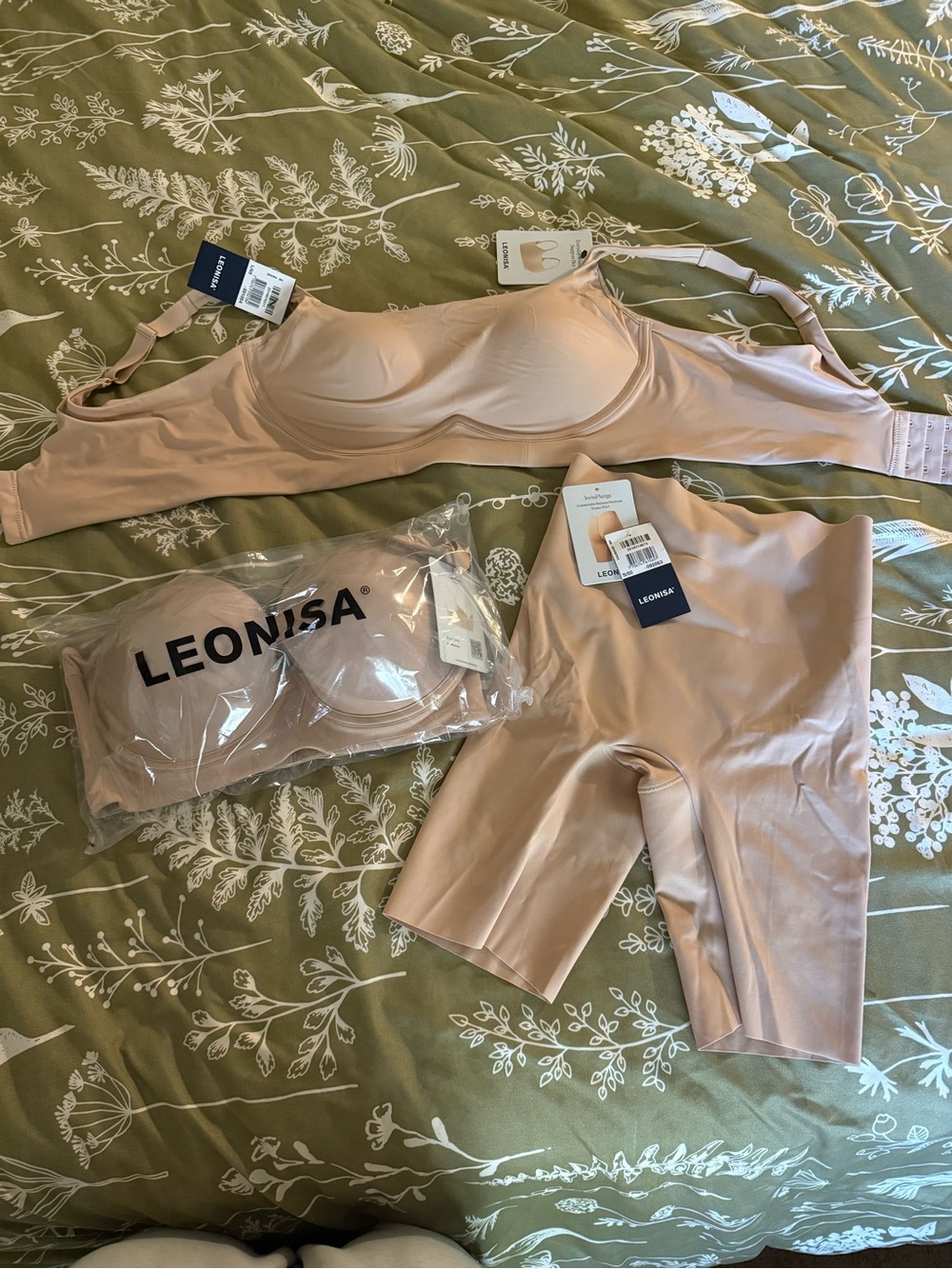 Leonisa Nude Seamless Shaping Bra & High-Waist Shorts Set